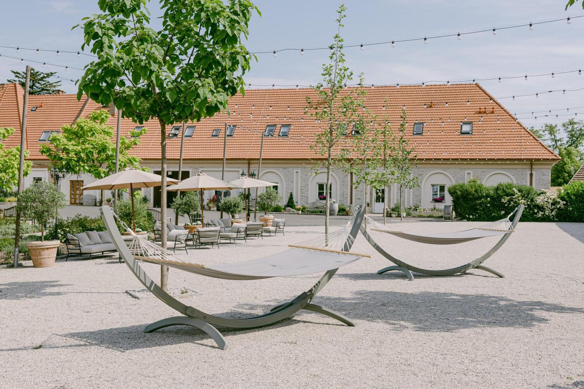 Hotel Na Kmine Obristvi Zewnętrze zdjęcie